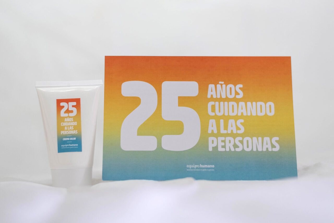 25 años