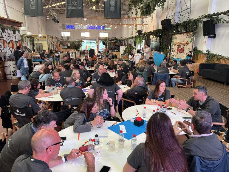 Fotografía de la formación para equipos comerciales