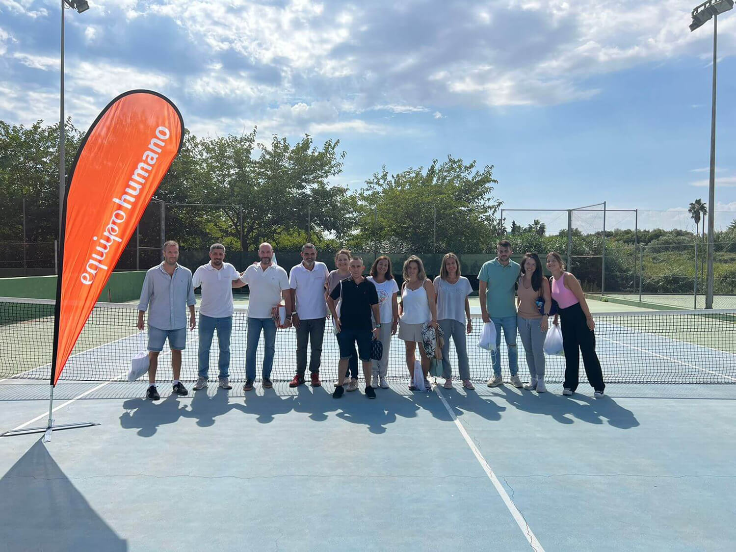 Formación Outdoor Training: Human Davis Cup