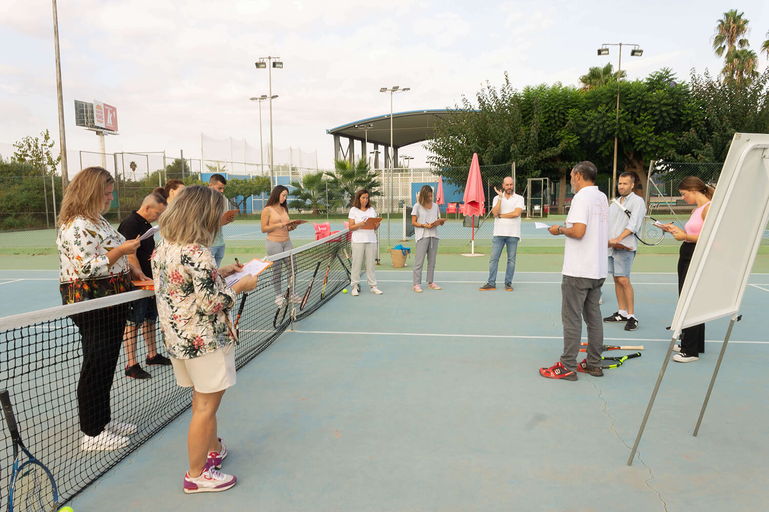 Formación Outdoor Training: Human Davis Cup
